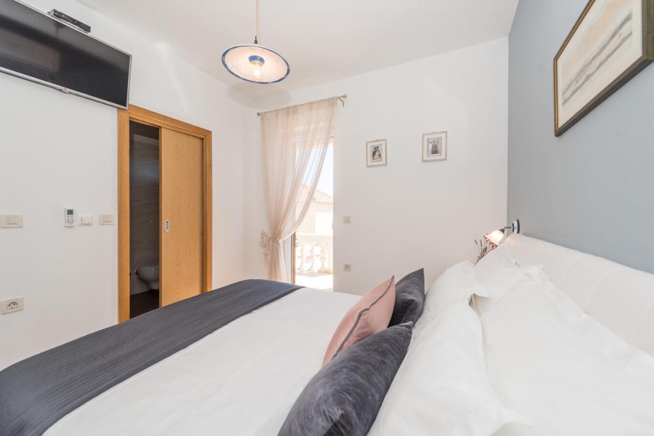 Holiday Home Lukica Privlaka  Buitenkant foto