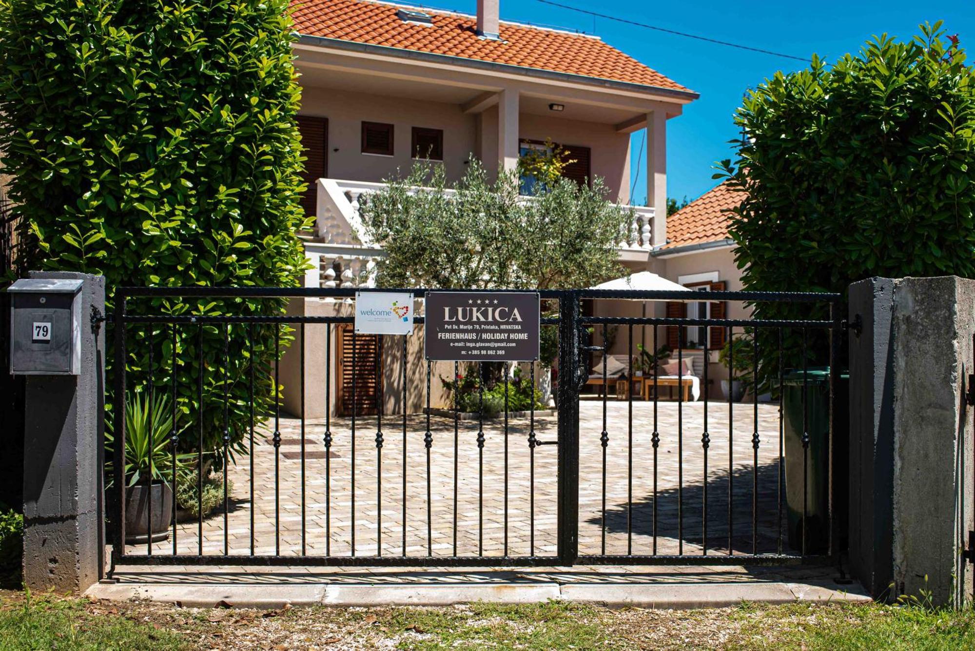 Holiday Home Lukica Privlaka  Buitenkant foto