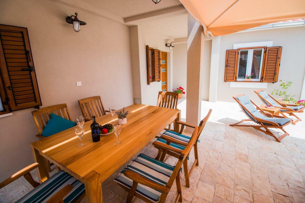 Holiday Home Lukica Privlaka  Buitenkant foto